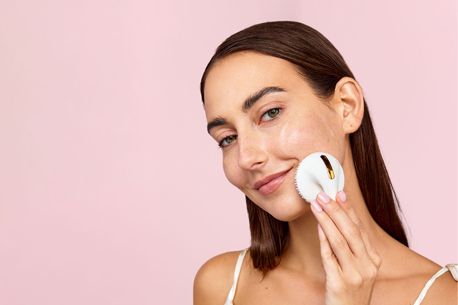 The Ultimate Guide to Pore Cleaning for All Skin Types
