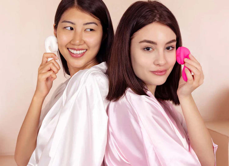 How to Exfoliate Face With Brush: Helpful Tips